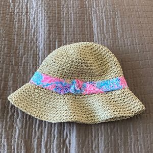 Lilly Pulitzer tropical straw bucket hat like new condition